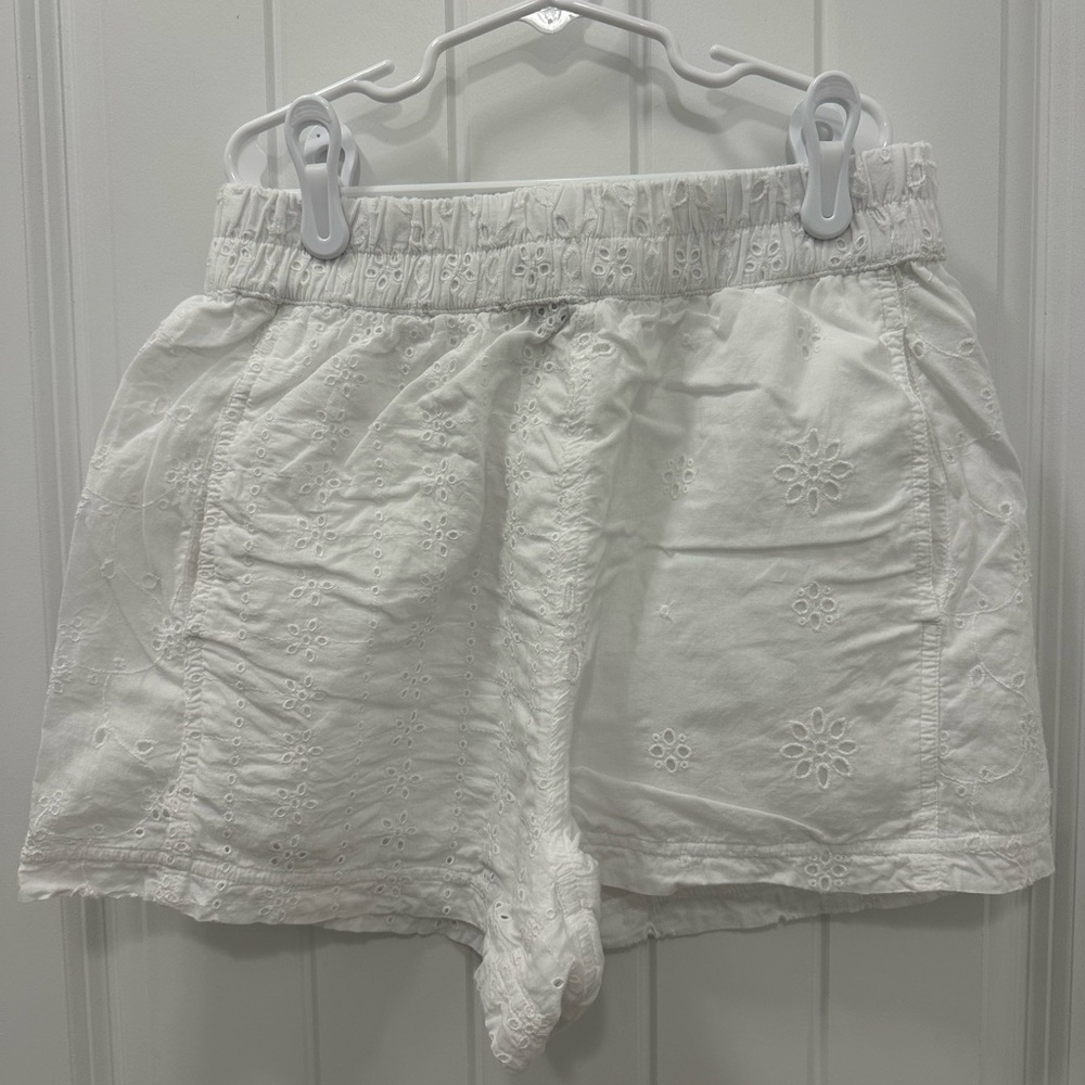 American Eagle White Eyelet Button-Up Blouse - image 4